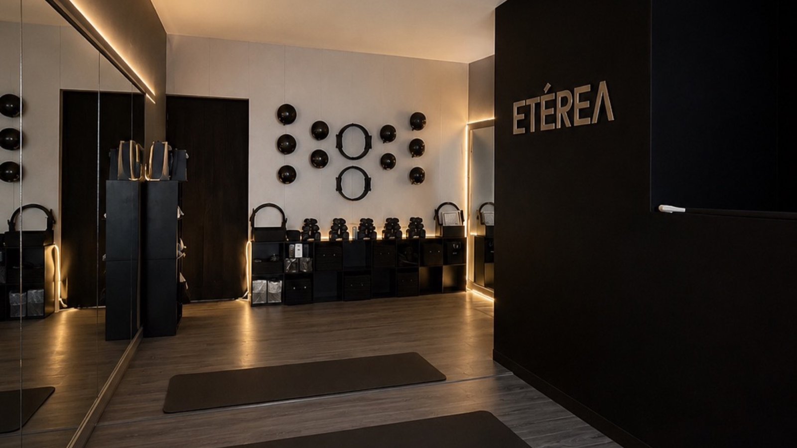 Interior del estudio ETÉREA